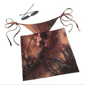 Knotted Cutout Waist Tie Dye Skirt